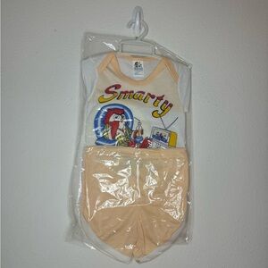 New Ton Ton infant outfit 🛍